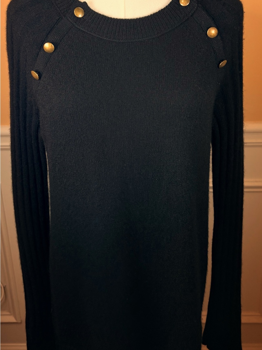 🖤 Kenar 100% Cashmere Black Gold Button Sweater | Large Slim Fit